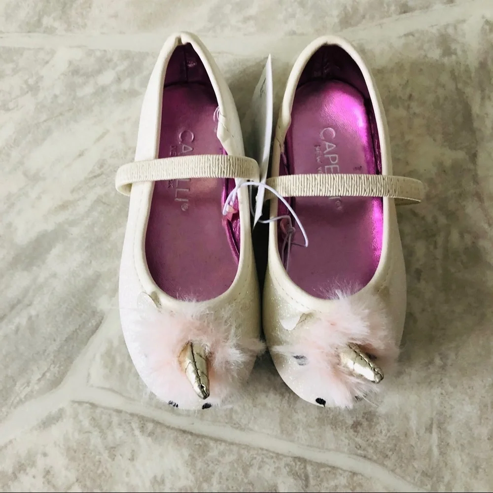 NWT CAPELLI white sparkly glitter furry unicorn pom Pom flat white girls SZ 5